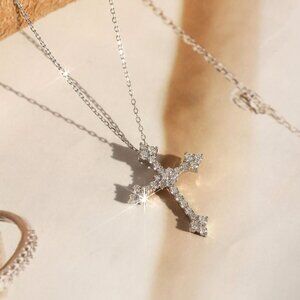 Victorian Cross Pendant | CZ in Platinum-Plated Sterling Silver